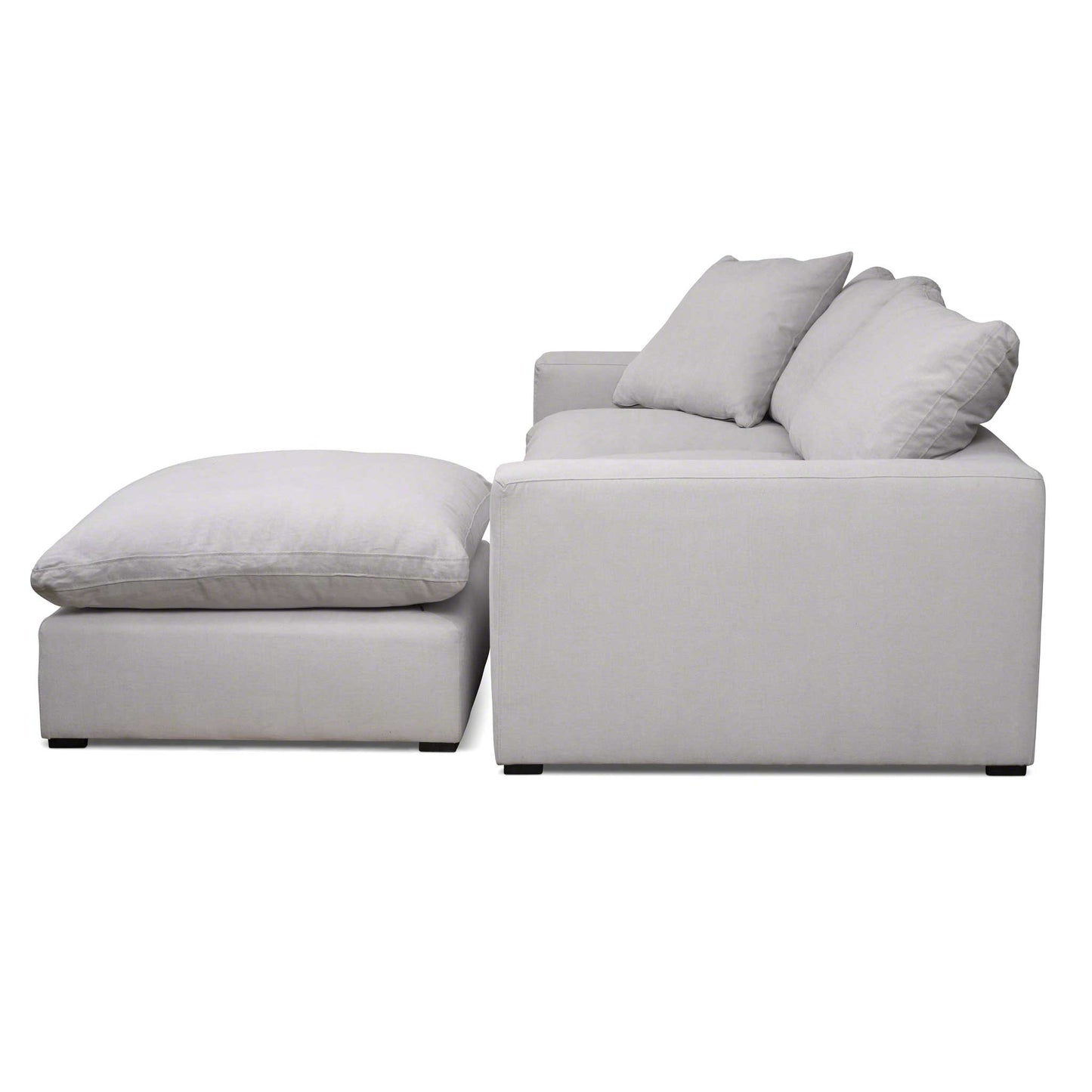 Dansk designad, grå 4-sits soffa med en pösig komfort utöver det vanliga.